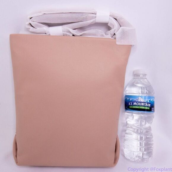 J. Crew Oslo soft leather bucket bag. Ideal for your iPad or bottle water - Picture 10 of 16